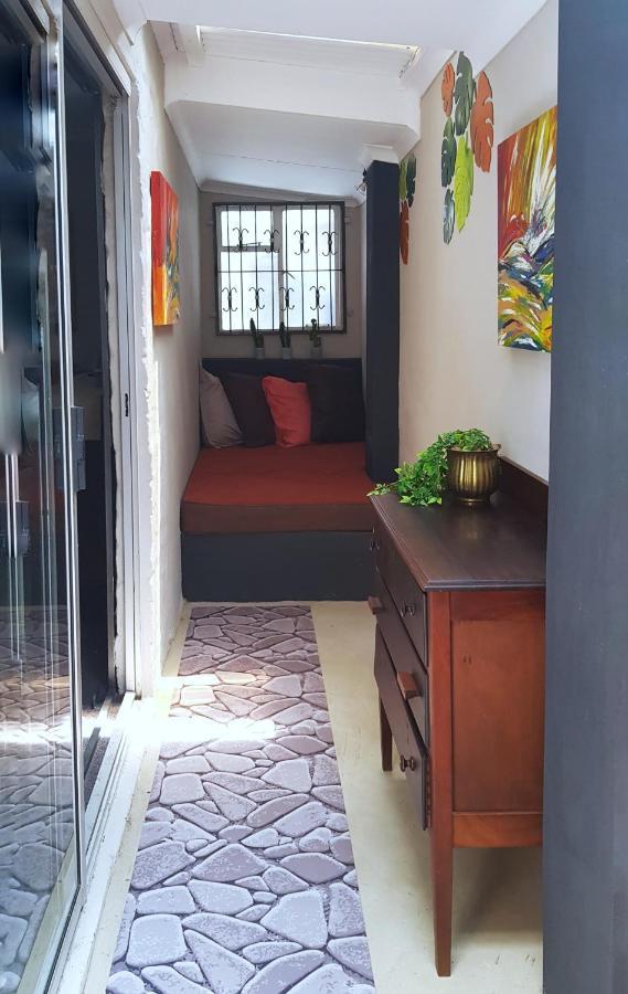Rustique Paris Guest House Parys Exterior foto